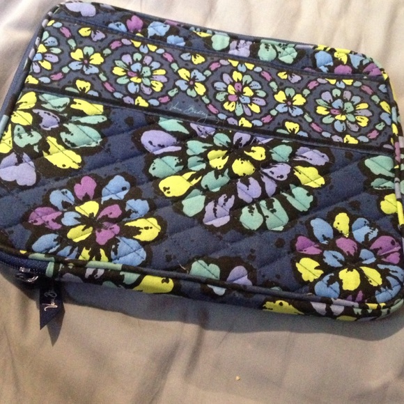 Vera Bradley laptop sleeve