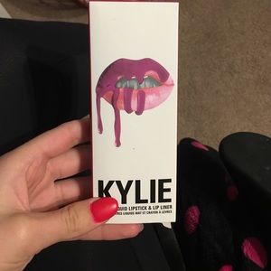 kylie jenner lip kits - POSIE K