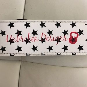 Unbroken design Weightlifting Belt
