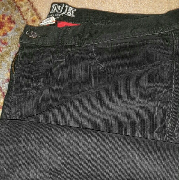 VS corduroy pants. -Size 8- Black. Flare. Thin.