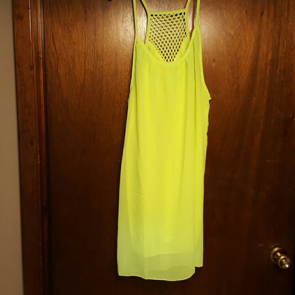 Cute top or swimsuit cover..lined