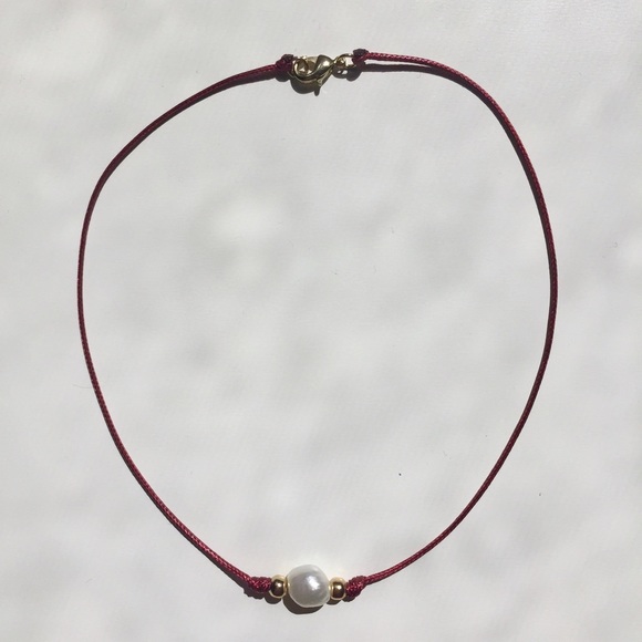 Pearl choker