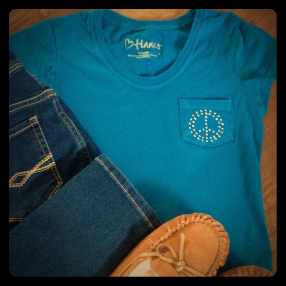 ☮️ Girl's Shirt