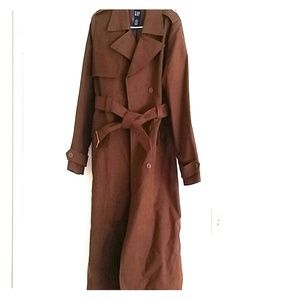 Women's trench coat. Never worn