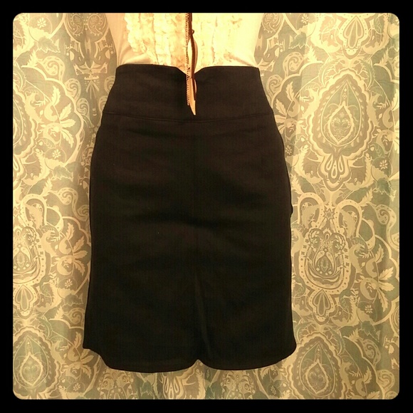 Swoon Skirt