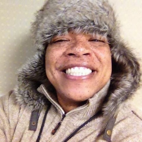 Meet your Posher, Victorious - Picture 1 of 1