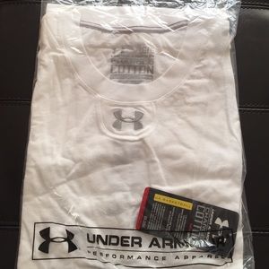 Under Armour charged cotton sleeveless tee