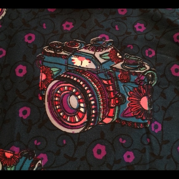 Lularoe OS Mosaic Cameras leggings NWT UNICORN