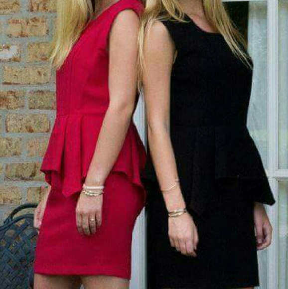 🎉BELOW WHOLESALE🎉 BLACK Peplum Dress