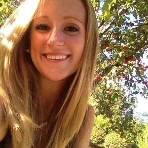 Meet your Posher, Katelyn