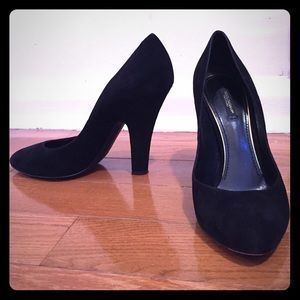 Dolce & Gabbana Black Suede Pumps