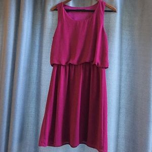 41 Hawthorn size medium fuchsia dress.