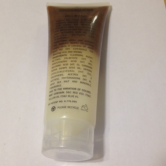 Organic soufflé salt scrub - Picture 3 of 4