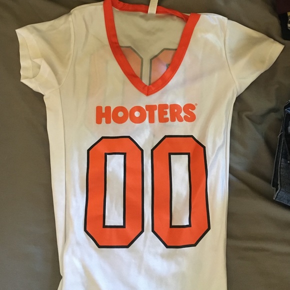 Hooters football jersey