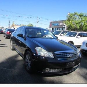 Meet your Posher, Monique