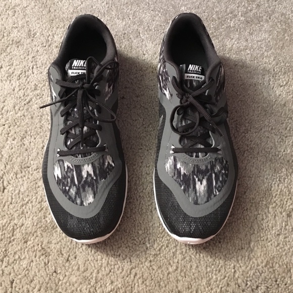 Nike Flex trainers
