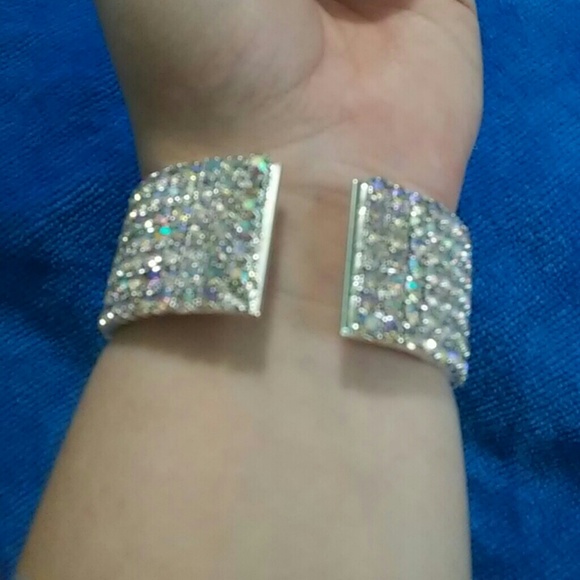 Bracelet - Picture 2 of 2