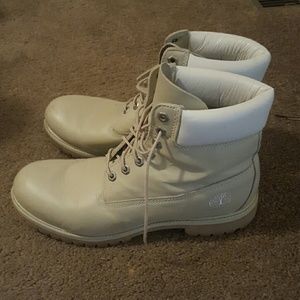 Mens size 11M Tan timberland boots