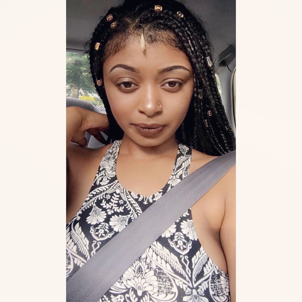 Meet your Posher, Teaysia