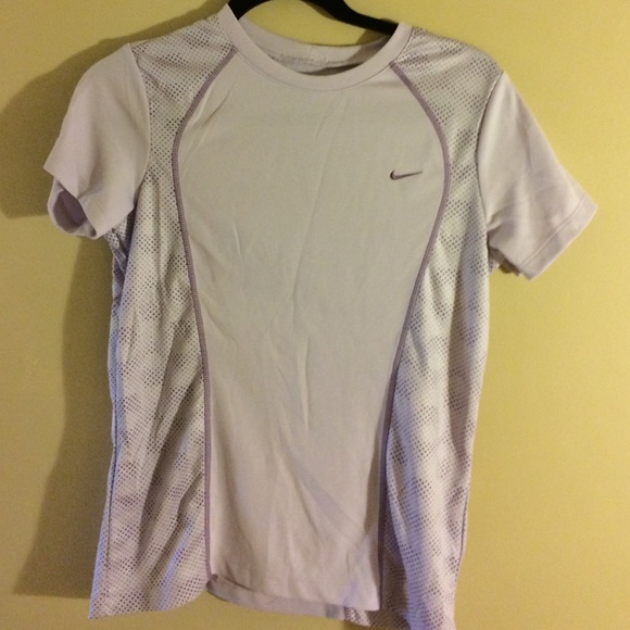 Nike Tops - Nike performance shirt size medium
