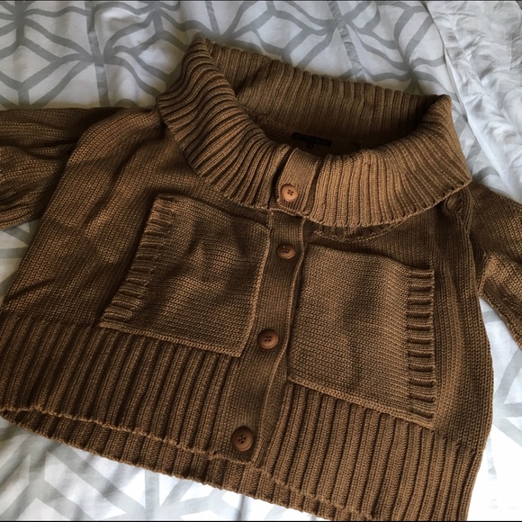 Shae Cropped Cowl Sweater S