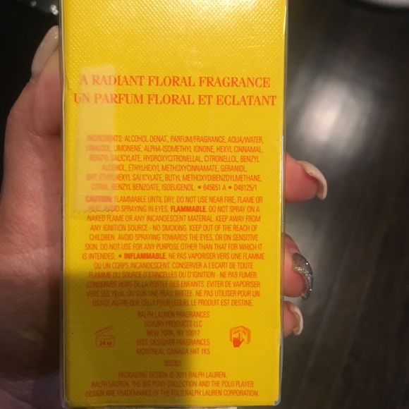 PERFUME - Picture 2 of 2