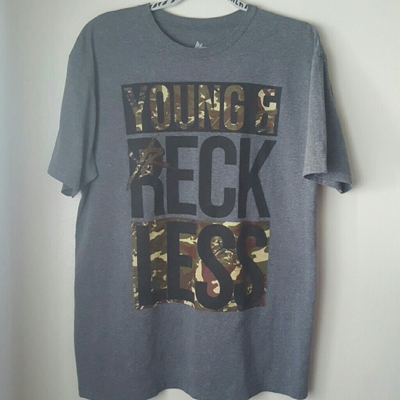 Men's young and reckless camo print tee