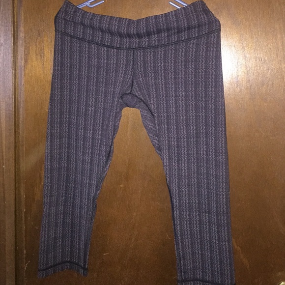 Lululemon wunder under capris