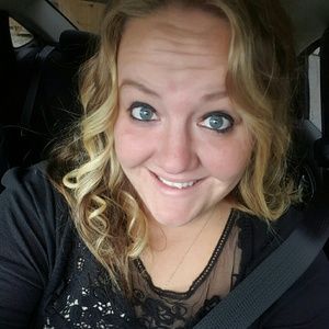 Meet your Posher, Cierra