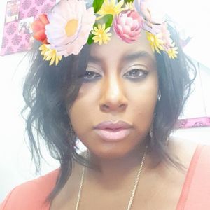 Meet your Posher, Whitney