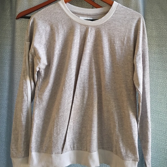 First Base pleated lightweight sweatshirt-small.