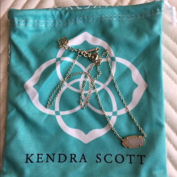 Kendra Scott Elisa necklace