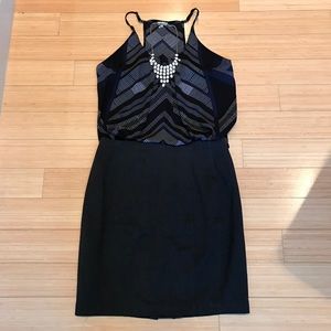 🌺Last Chance-Donating Monday-Grey Pencil Skirt