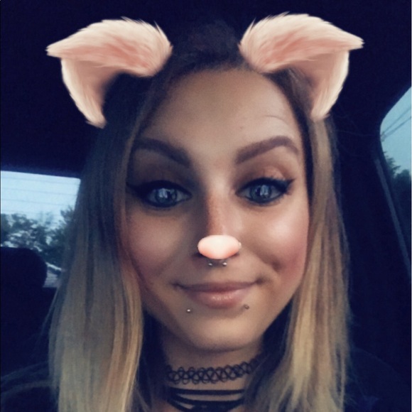 Meet your Posher, Anna - Picture 1 of 1