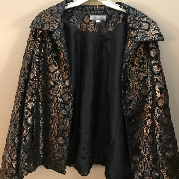 Jacket - Picture 4 of 4