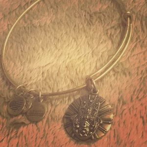 Hamsa hand alex and ani bracelet