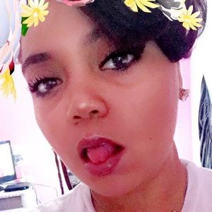 Meet your Posher, Jasmin