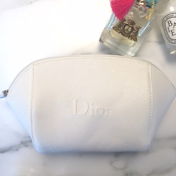 Christian Dior Other - 🚩SOLD🚩Dior cosmetic bag