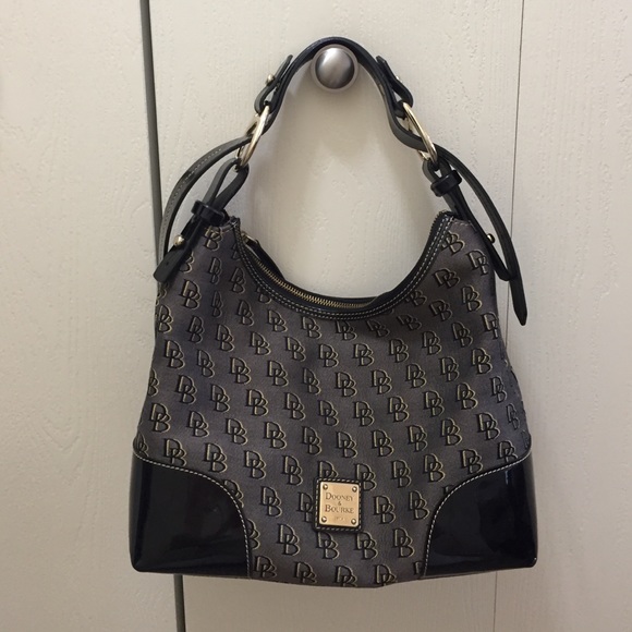 Dooney & Bourke Purse