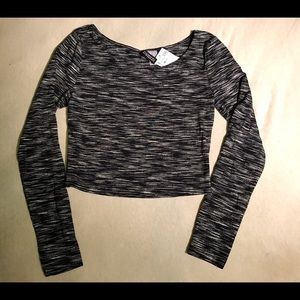 H&M Crop Top - Black and white