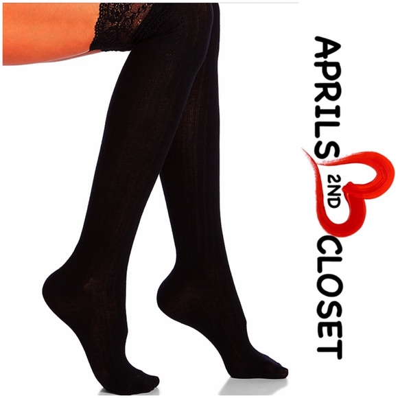 ❌SOLD❌❗1-HOUR SALE❗JESSICA SIMPSON SOCKS - Picture 4 of 4