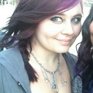 Meet your Posher, Kim