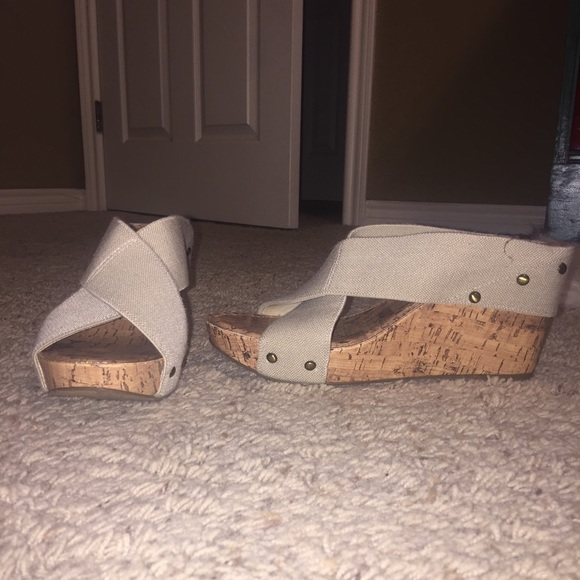 ESprit Sandals - Picture 1 of 2