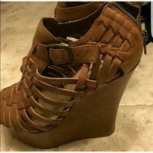 Steve Madden wedges