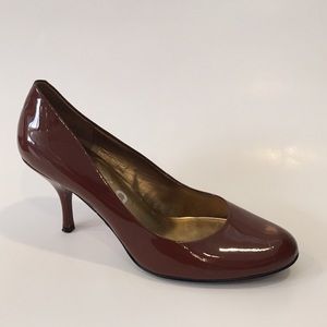 BOGO💥MOCHA HEEL W GOLDEN INTERIOR