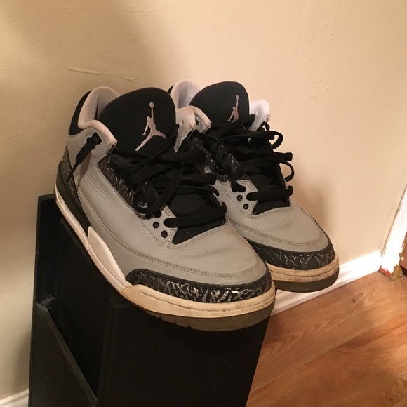 Air Jordan 3 Retro Wolf Grey
