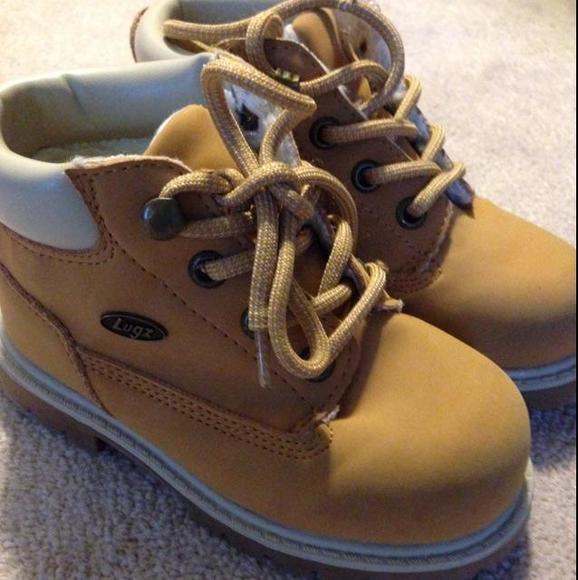 Toddler boy Lugz boots size 8
