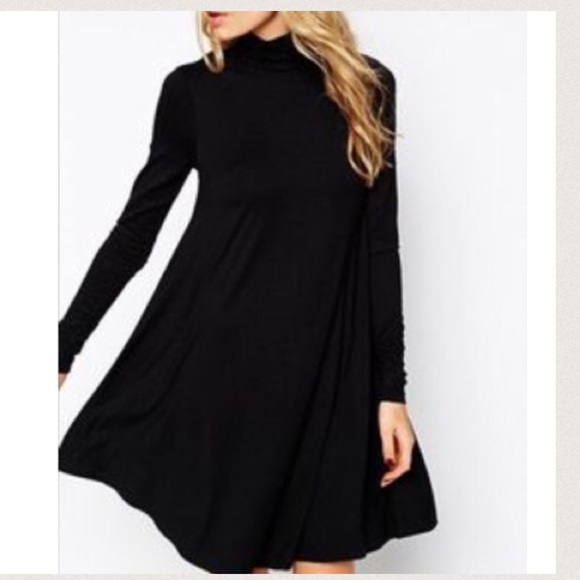 ✨LAST ONE ✨Black high neck swing dress - Picture 2 of 3