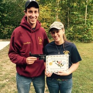 Meet your Posher, Lauren