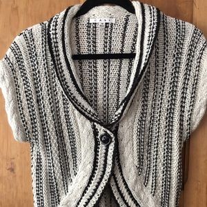 Cabi knit shrug Size Medium